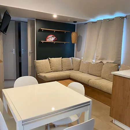 Mobil 55 -8 Personnes Lattes
