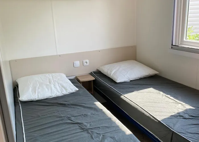 Camping Mobil 55 -8 Personnes