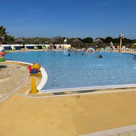 Mobil 55 -8 Personnes Campsite Lattes